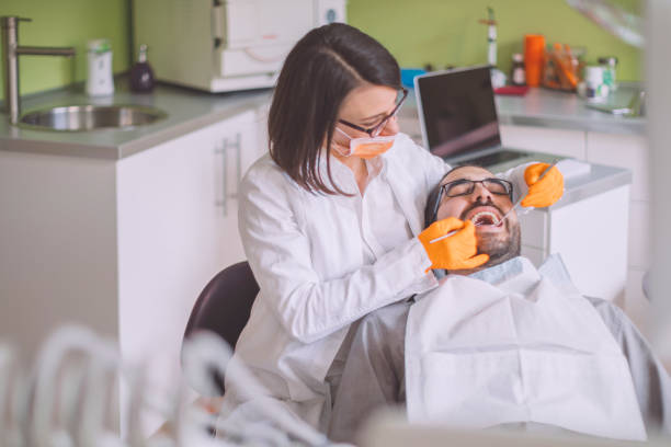Best Emergency Dental Care for Broken or Chipped Teeth in Crest Hl, IL